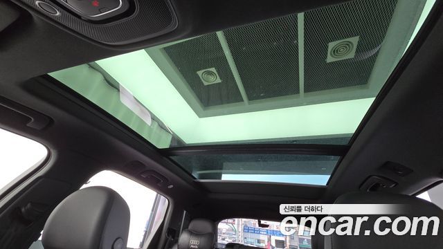 Audi Q7 2022 — photo 18
