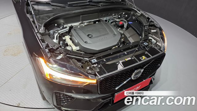 Volvo XC60 2022 — photo 6