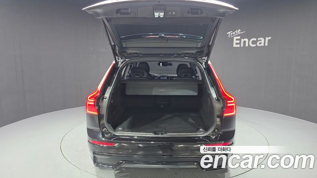 Volvo XC60 2022 — photo 20