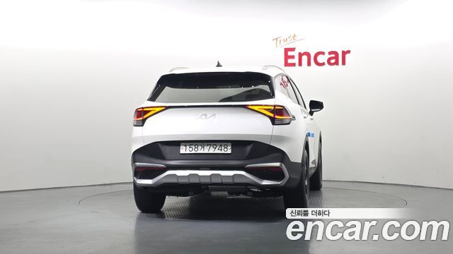 Kia Sportage 2023 — photo 4