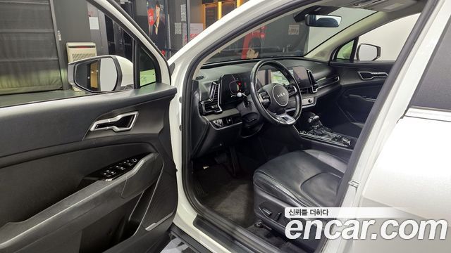 Kia Sportage 2023 — photo 10