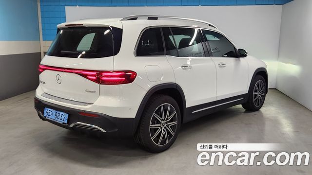 Mercedes-Benz EQB 2026 — photo 2
