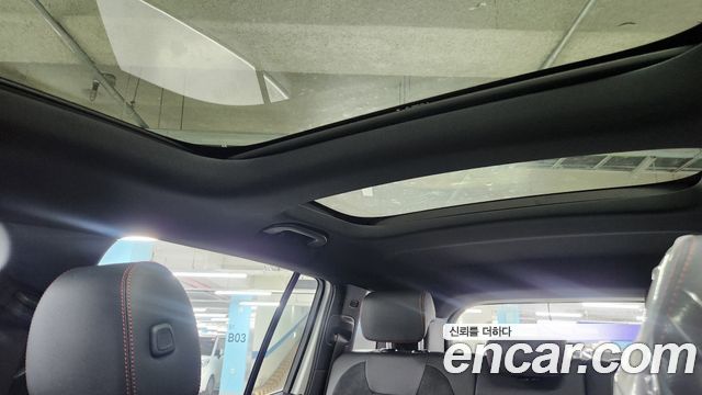Mercedes-Benz EQB 2026 — photo 6