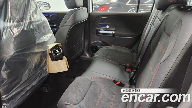 Mercedes-Benz EQB 2026 — photo 7