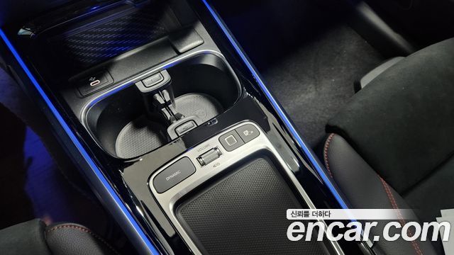 Mercedes-Benz EQB 2026 — photo 19