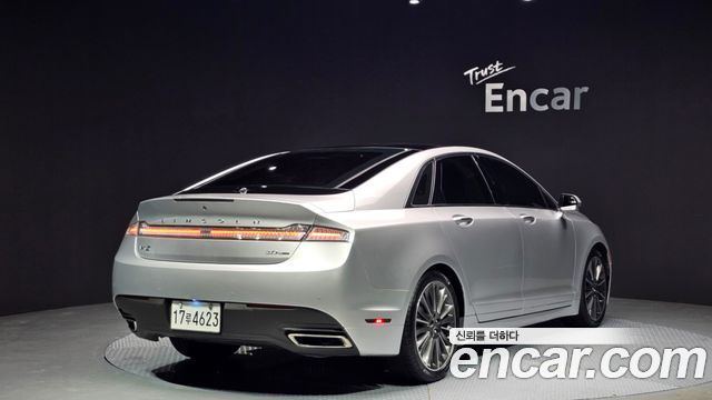 Lincoln MKZ 2015 — photo 2