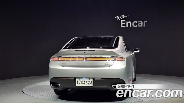 Lincoln MKZ 2015 — photo 4