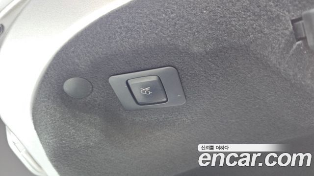 Lincoln MKZ 2015 — photo 20