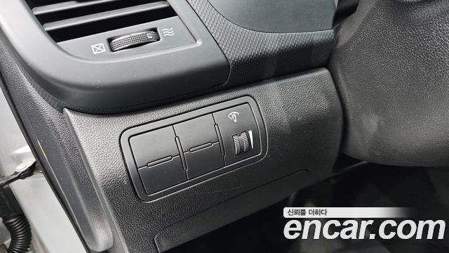 Hyundai Accent 2012 — photo 13