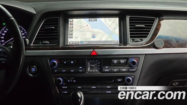 Hyundai Genesis 2015 — photo 14