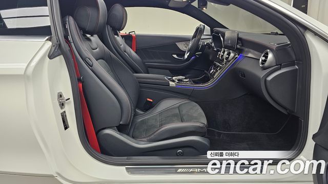 Mercedes-Benz C-Class 2021 — photo 11