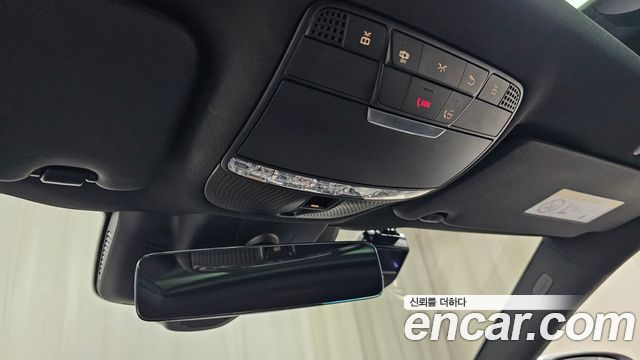 Mercedes-Benz C-Class 2021 — photo 18