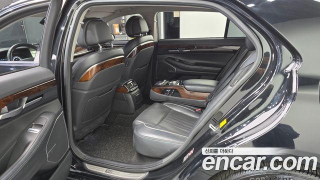 Genesis EQ900 2016 — photo 11