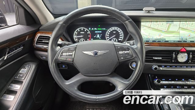 Genesis EQ900 2016 — photo 13