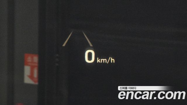 Genesis EQ900 2016 — photo 19