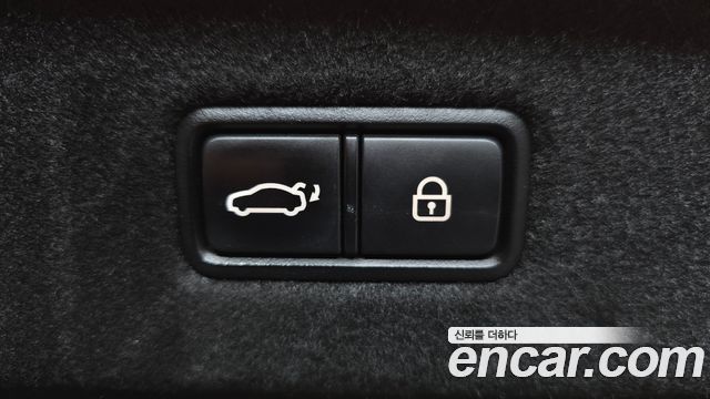 Genesis EQ900 2016 — photo 20