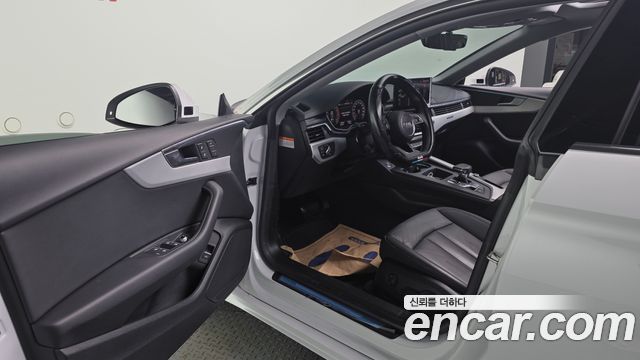 Audi A5 2023 — photo 10