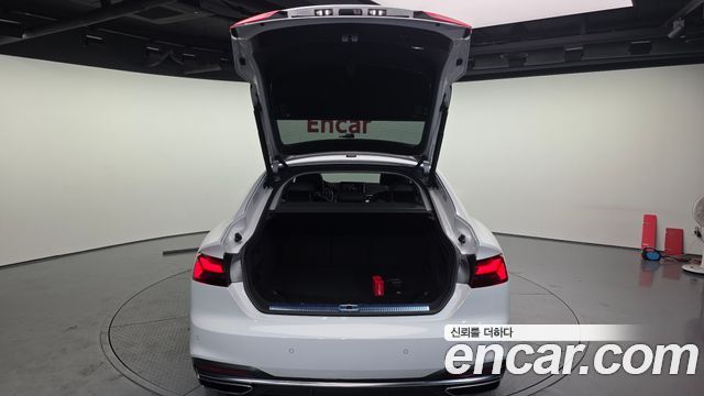 Audi A5 2023 — photo 20