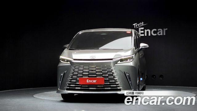 Lexus LM 2025 — photo 3