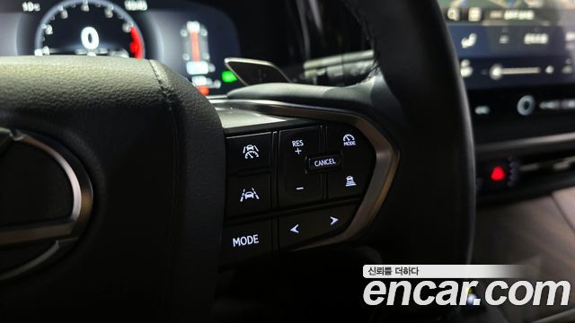 Lexus LM 2025 — photo 18