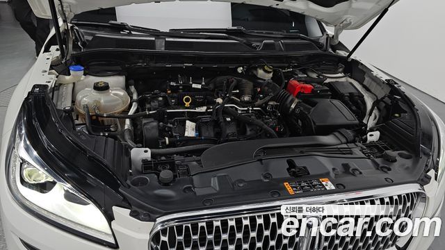 Lincoln Corsair 2021 — photo 6