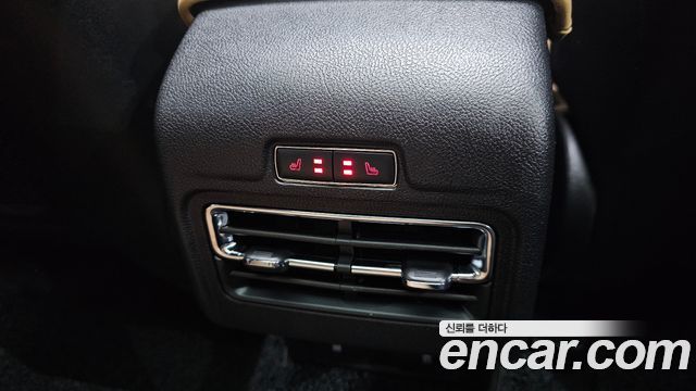 Lincoln Corsair 2021 — photo 19