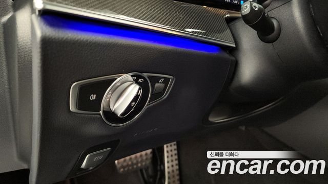 Mercedes-Benz CLS-Class 2023 — photo 16