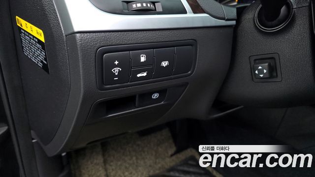 Hyundai Genesis 2015 — photo 13