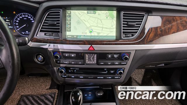 Hyundai Genesis 2015 — photo 15