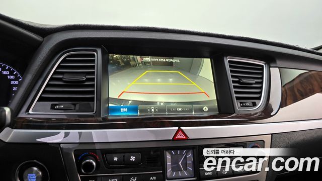 Hyundai Genesis 2015 — photo 16