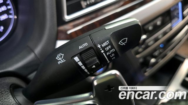 Hyundai Genesis 2015 — photo 18