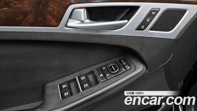 Hyundai Genesis 2015 — photo 20
