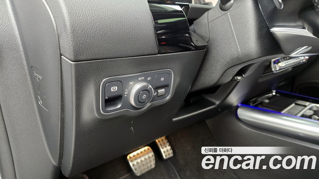 Mercedes-Benz GLA-Class 2023 — photo 19
