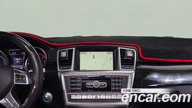 Mercedes-Benz M-class 2015 — photo 16