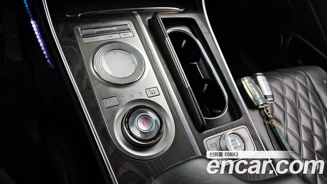 Genesis GV80 2020 — photo 9