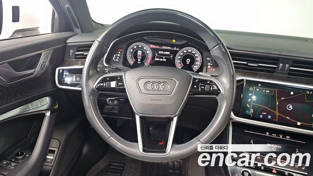 Audi A6 2021 — photo 13