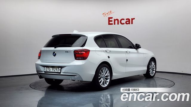 BMW 1-Series 2015 — photo 2