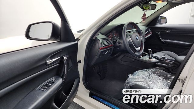 BMW 1-Series 2015 — photo 10