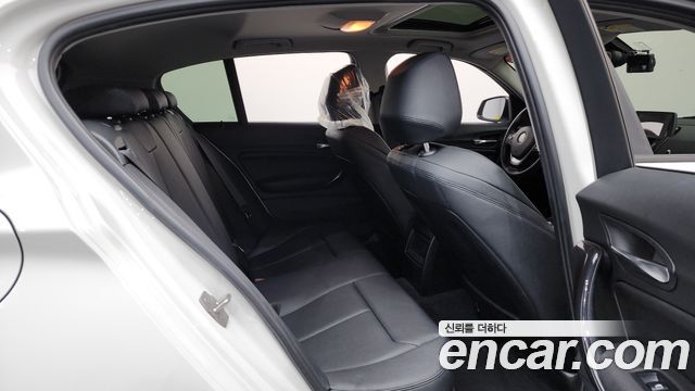 BMW 1-Series 2015 — photo 12