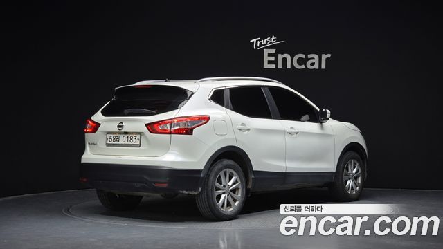 Nissan Qashqai 2016 — photo 2