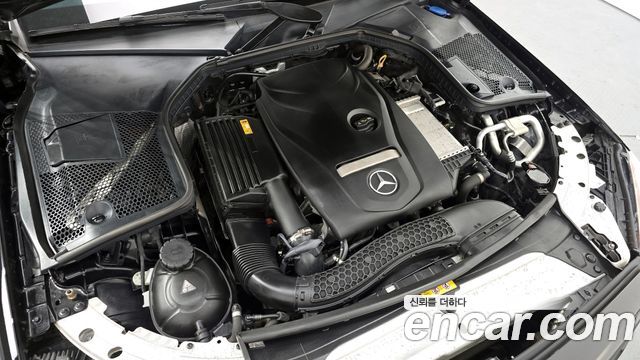 Mercedes-Benz C-Class 2017 — photo 6