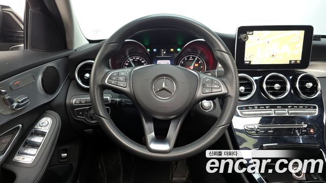 Mercedes-Benz C-Class 2017 — photo 13