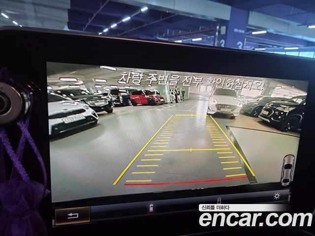 Mercedes-Benz C-Class 2017 — photo 30