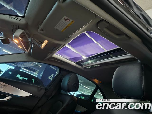 Mercedes-Benz C-Class 2017 — photo 31