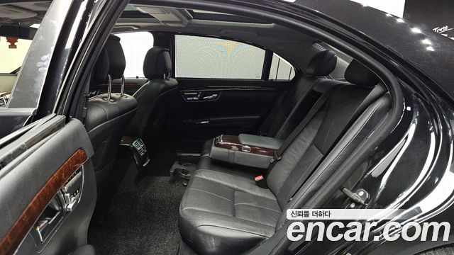 Mercedes-Benz S-Class 2007 — photo 12