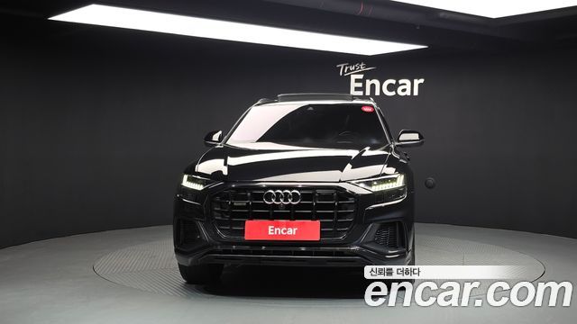 Audi Q8 2021 — photo 3