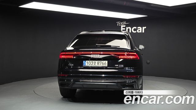 Audi Q8 2021 — photo 4
