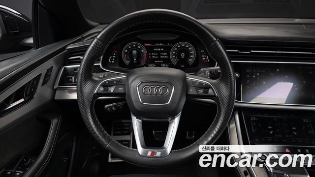 Audi Q8 2021 — photo 13