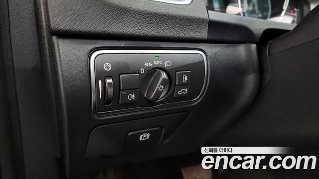 Volvo V60 2016 — photo 14