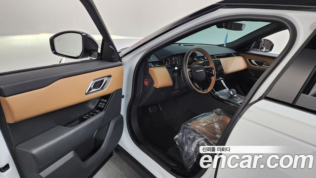 Land Rover Range Rover Velar 2025 — photo 10